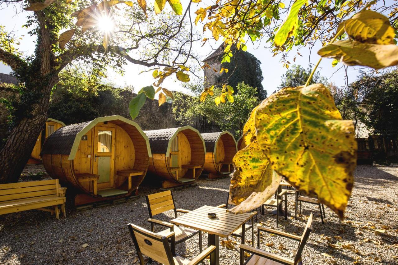 Drachenhaus Urban Village Brassó Kültér fotó