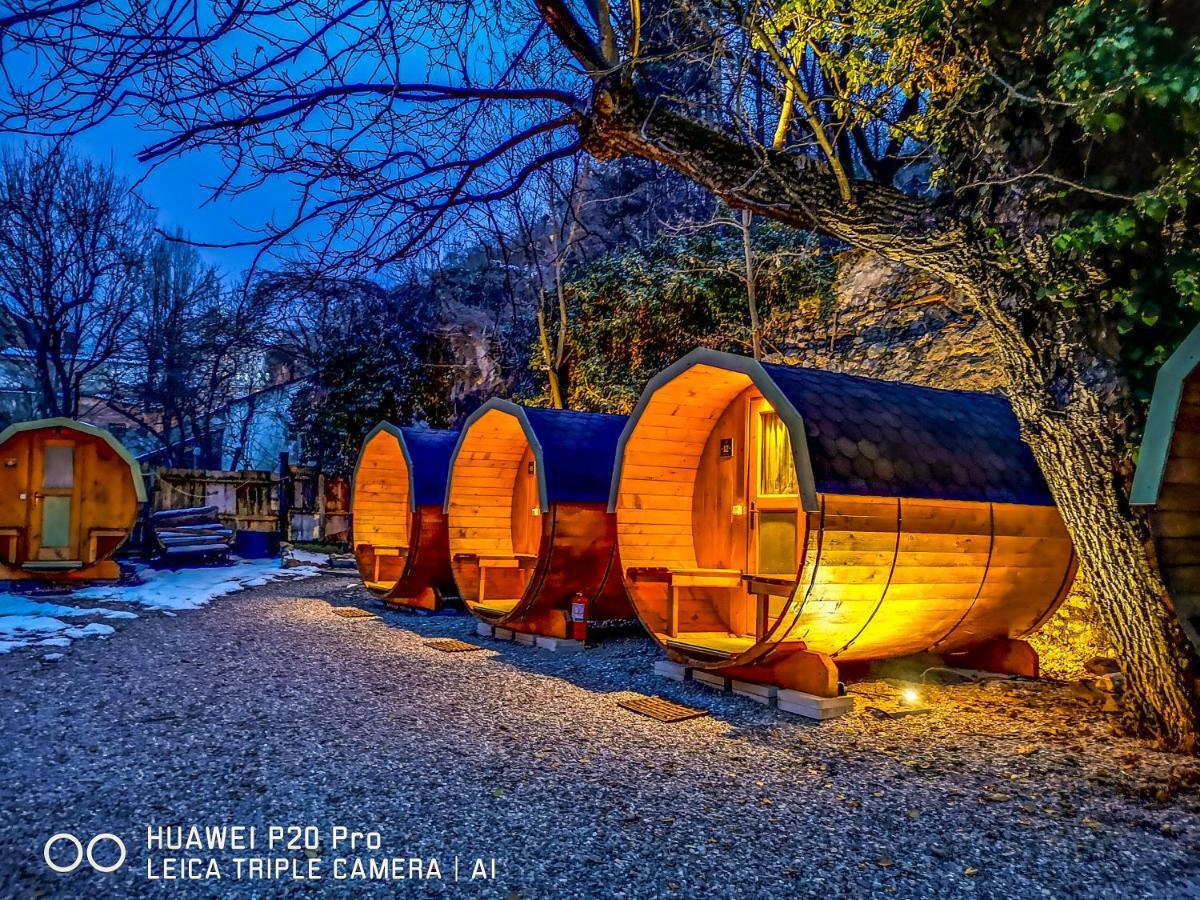 Drachenhaus Urban Village Brassó Kültér fotó